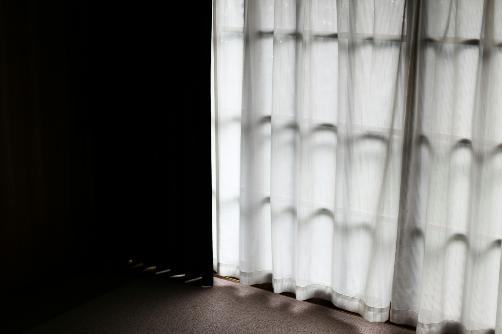 Raambekleding voor draaikiepramen: stijl en functionaliteit in één